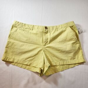 Gap Womens Shorts Size 14R Yellow Green Chino Flat Front 3" Inseam Cotton NWT